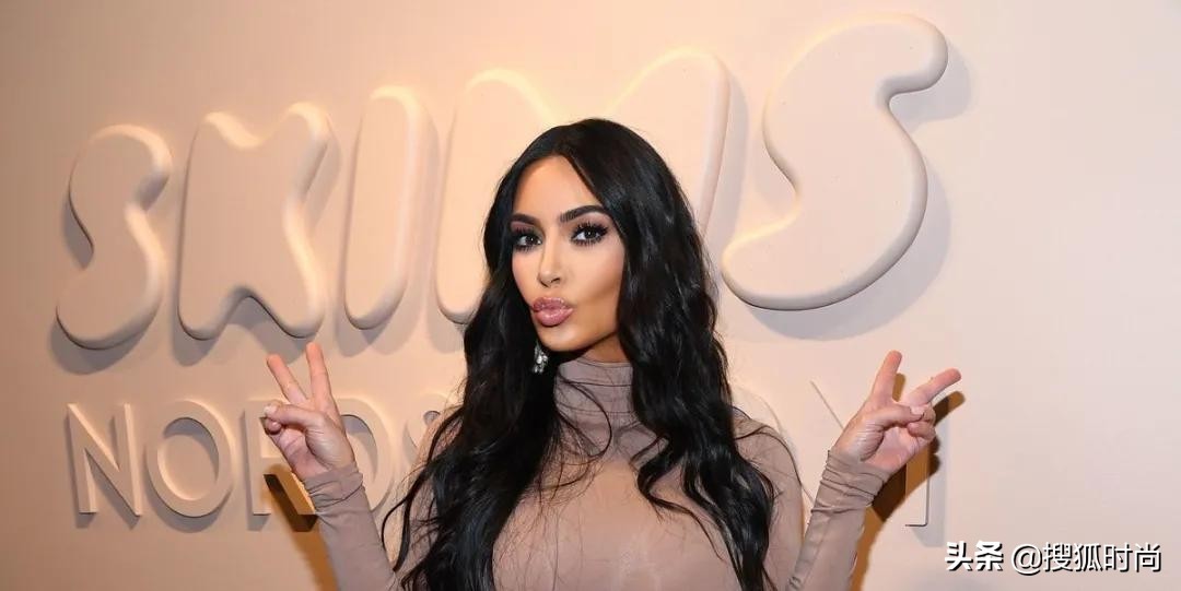 李宁被炒的鞋,李宁球鞋被扔掉