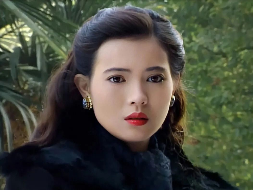 蓝洁瑛为什么落在五台山 (为什么蓝洁瑛有艳绝五台山)