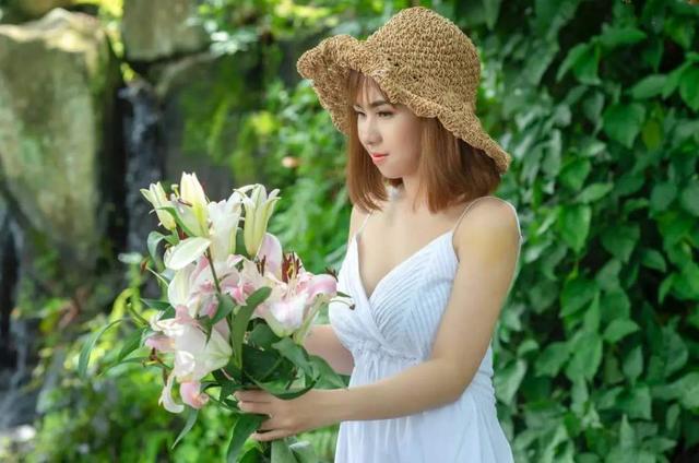 “我不是胡丽娟”凤凰男2个月内3次告白,姑娘:娶我要门当户对