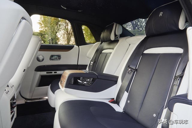 劳斯莱斯新款古思特模型10万,劳斯莱斯贵族专用