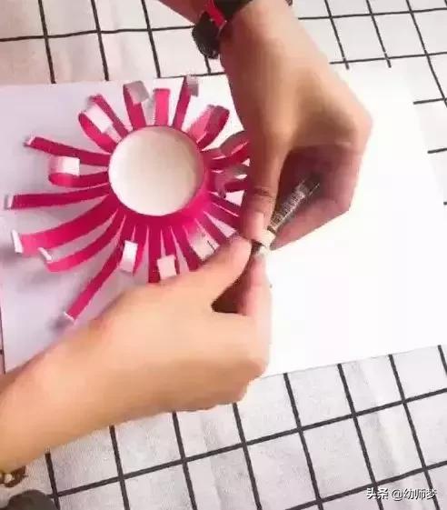 母亲节送给妈妈什么礼物手工花束,母亲节给妈妈做的礼物手工卡纸