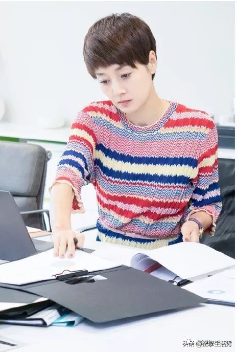 凯特王妃梅根穿衣搭配,凯特王妃和梅根穿衣打扮秋冬