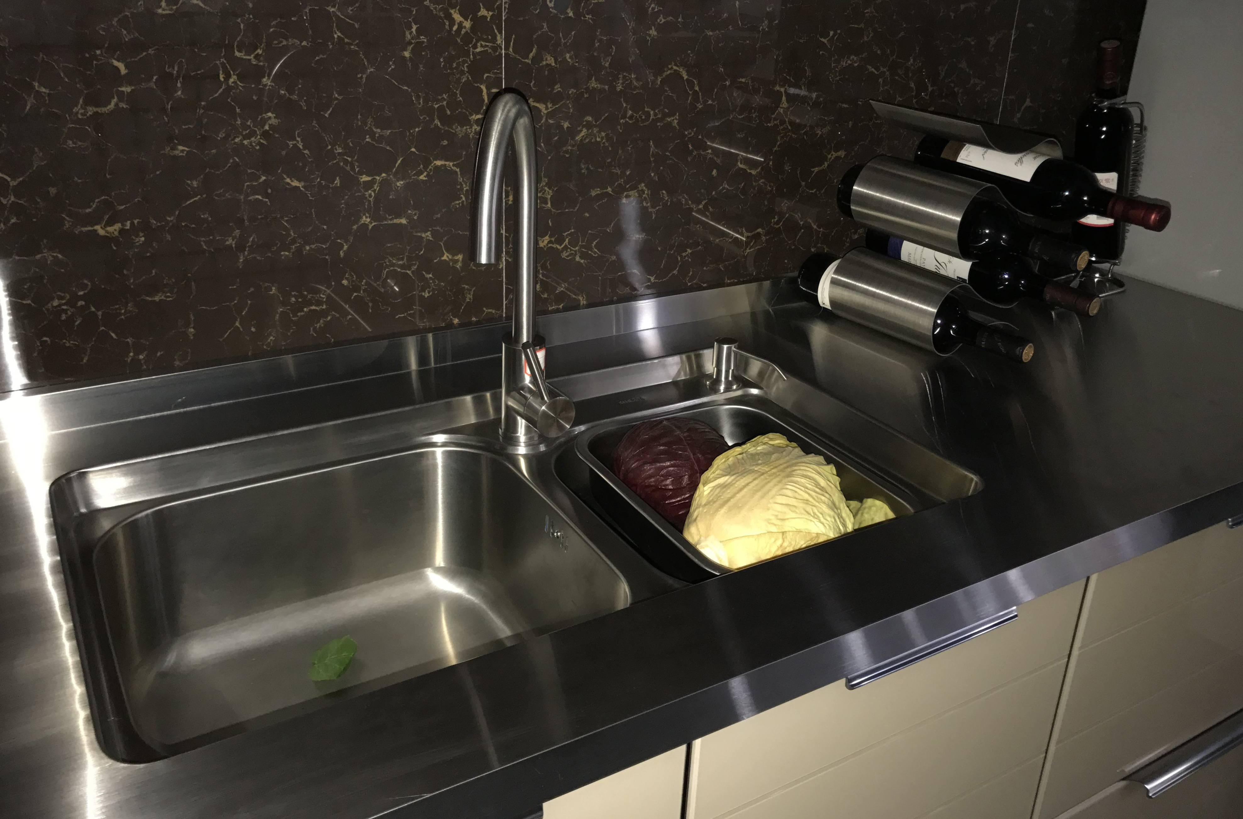 厨房水槽怎么选更容易清洁,厨房水槽怎么选比较好