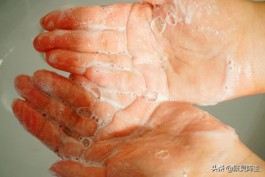 洗发水推荐控油蓬松去头皮屑男生,男士洗发水排行榜第一名去屑止痒