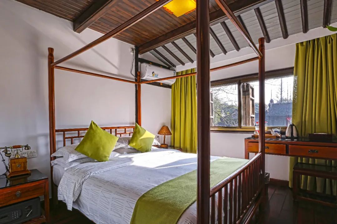 夜游乌镇视频大全,夜游乌镇西栅坐船可以坐多久