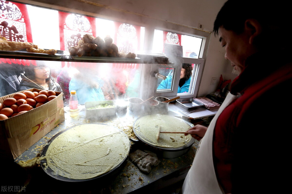 山东村民卖杂粮煎饼年入百万,山东杂粮煎饼真实收入
