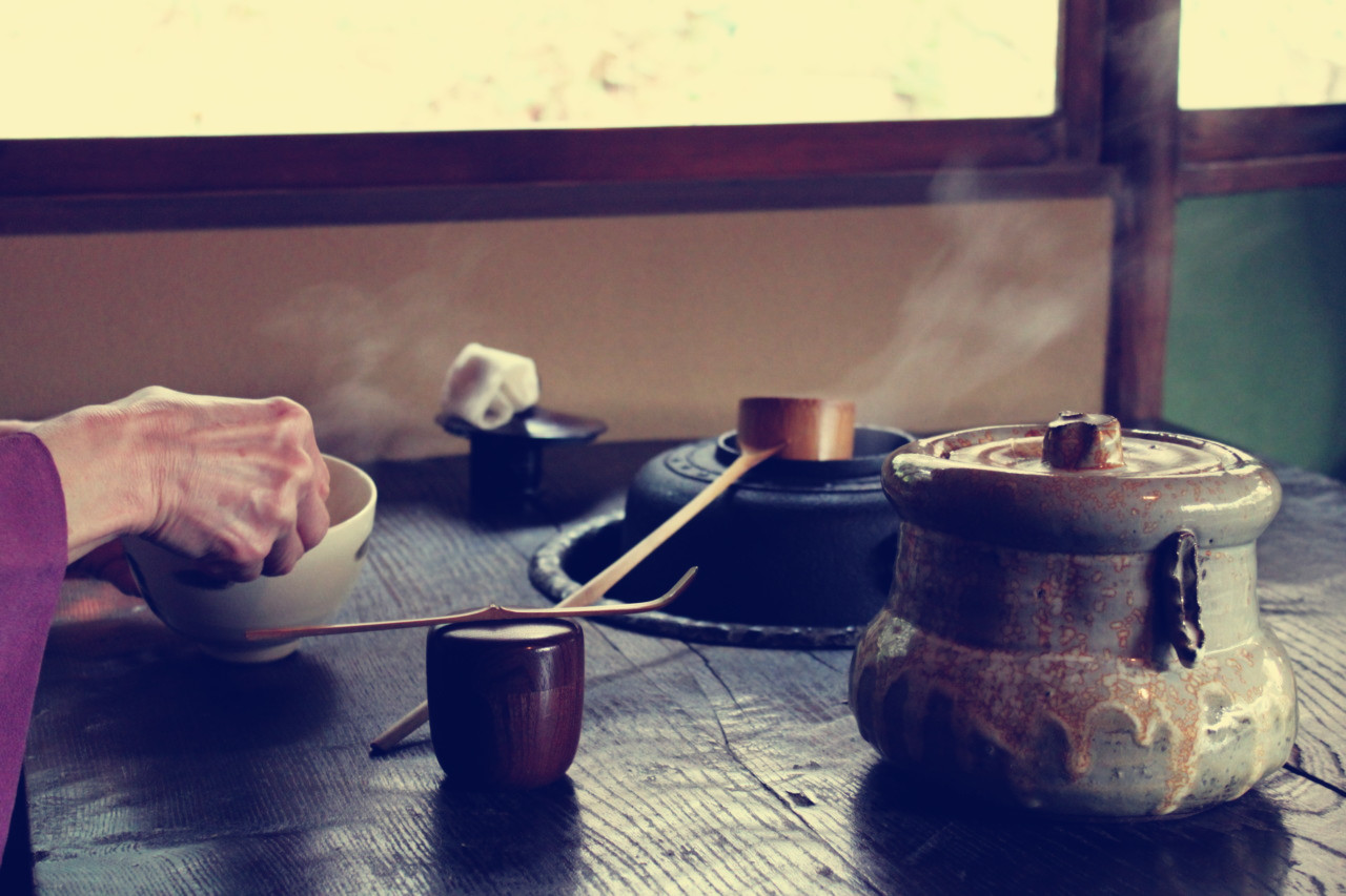 人到中年远离的3种人,人到中年远离这3种人余生顺遂