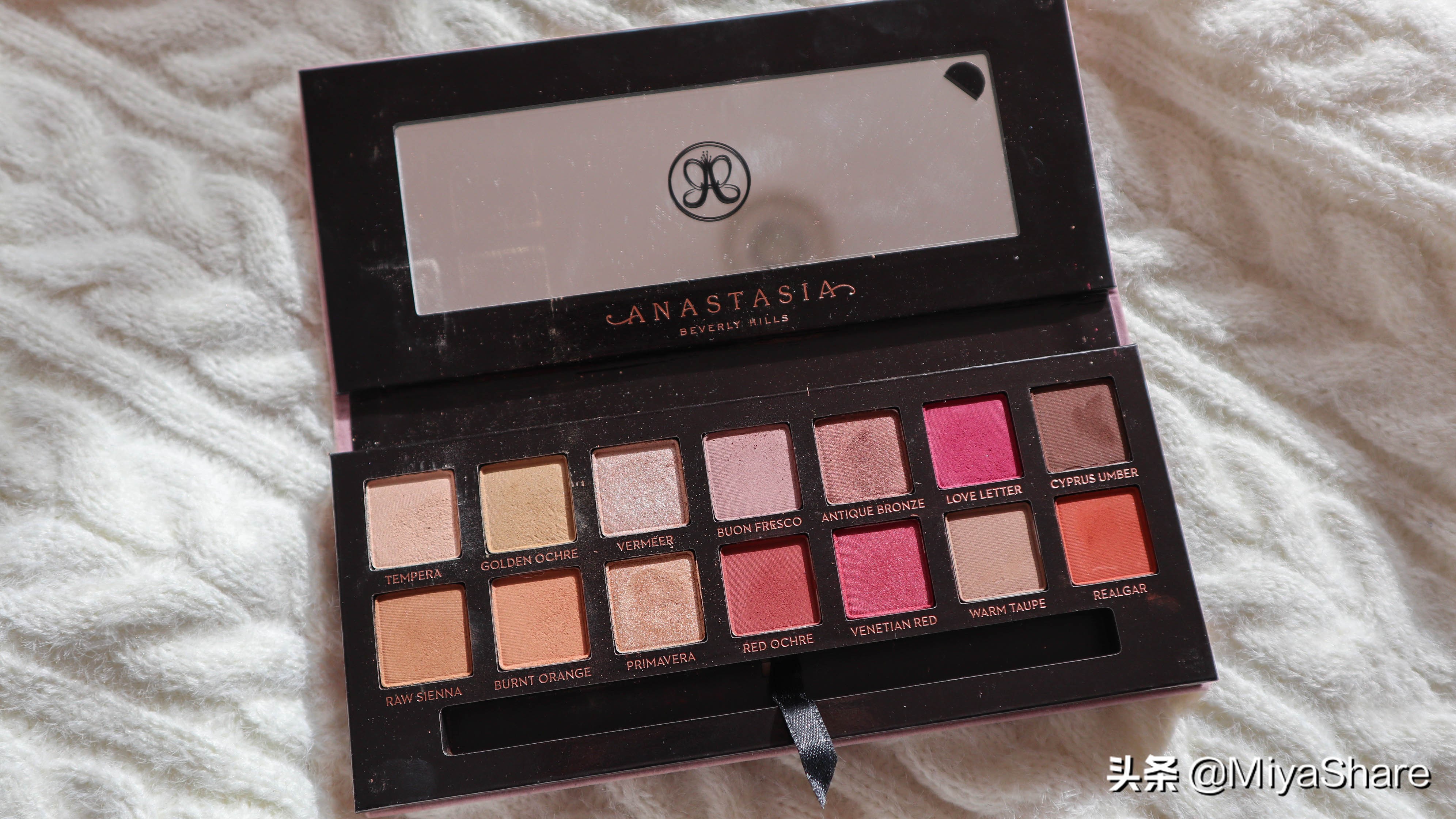 最近最火的彩妆单品推荐,2017年度爱用品专柜篇