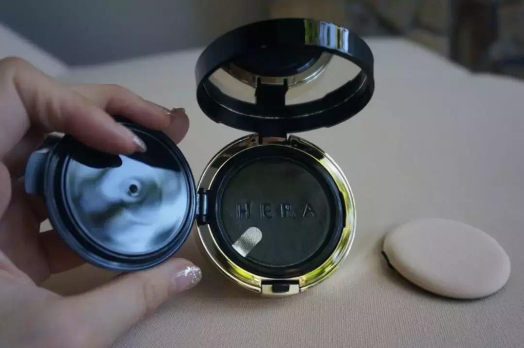 hera黑金气垫怎么看真假,hera黑金气垫17c