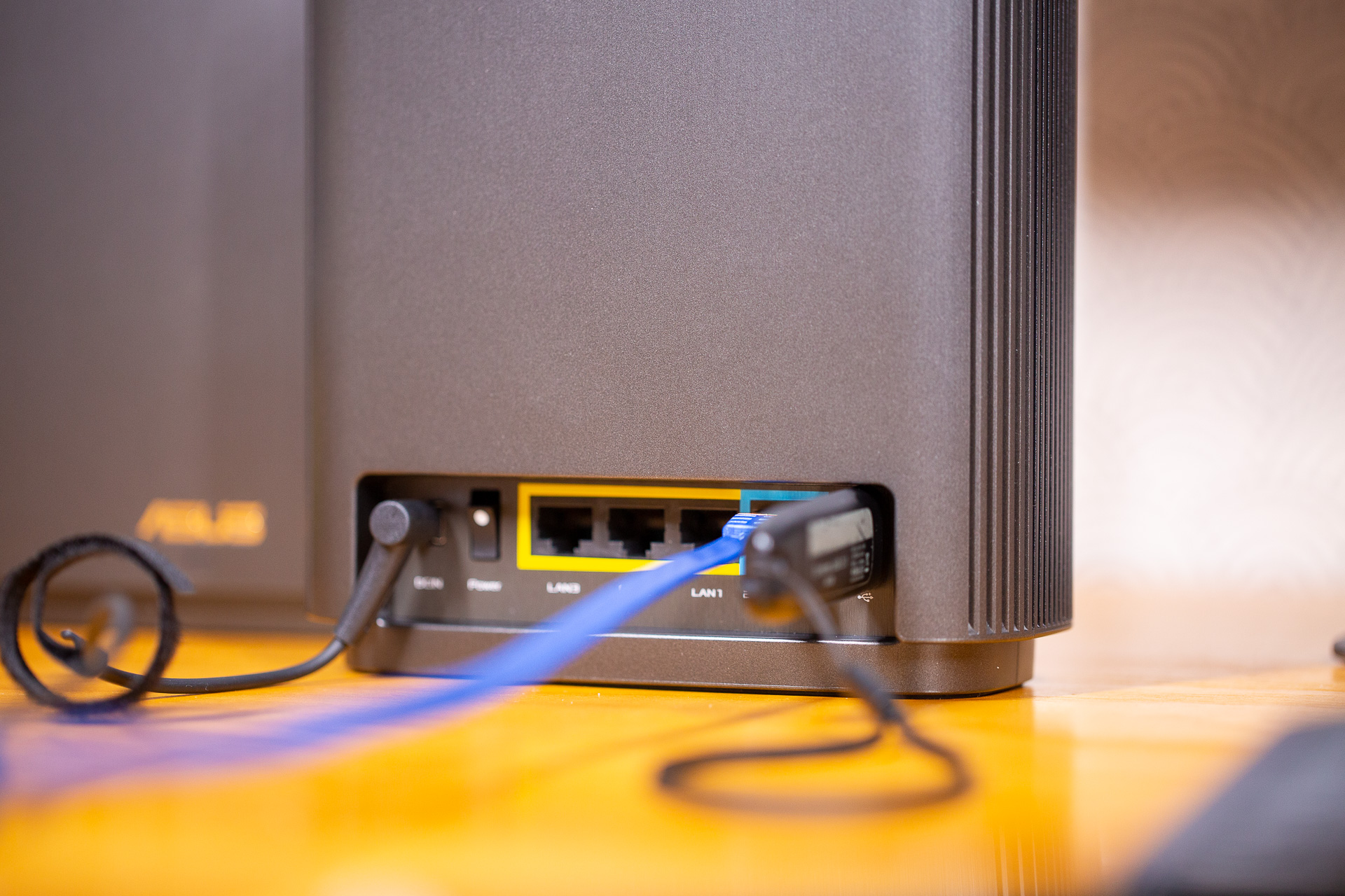 华硕灵耀路由器ax11000和6600,华硕灵耀ax6600有线mesh组网