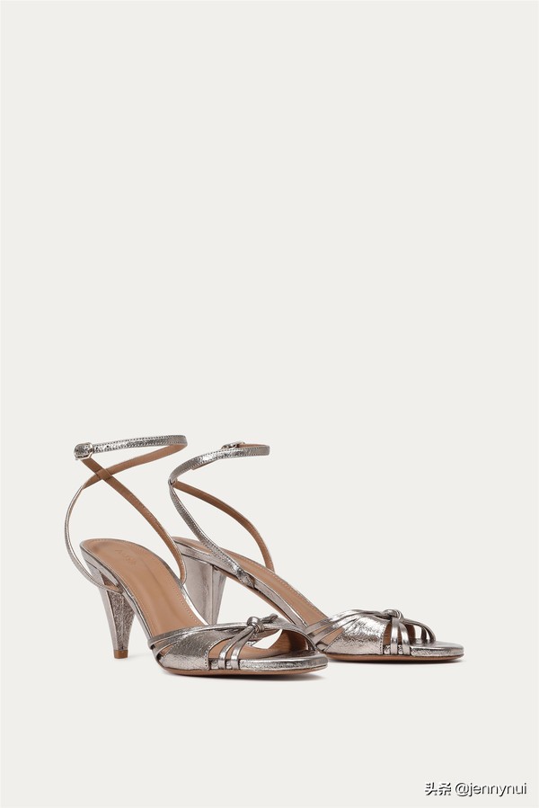 棣欐腐ifc璐墿涓績鎺㈠簵,棣欐腐ifc鍟嗗満鐑熻姳