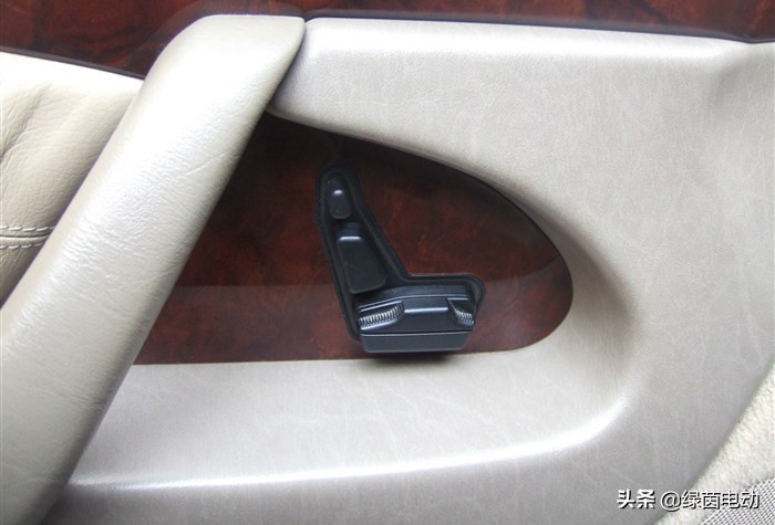 s320虎头奔40万公里还值得购买吗,98年代末虎头奔s320新手适合买吗