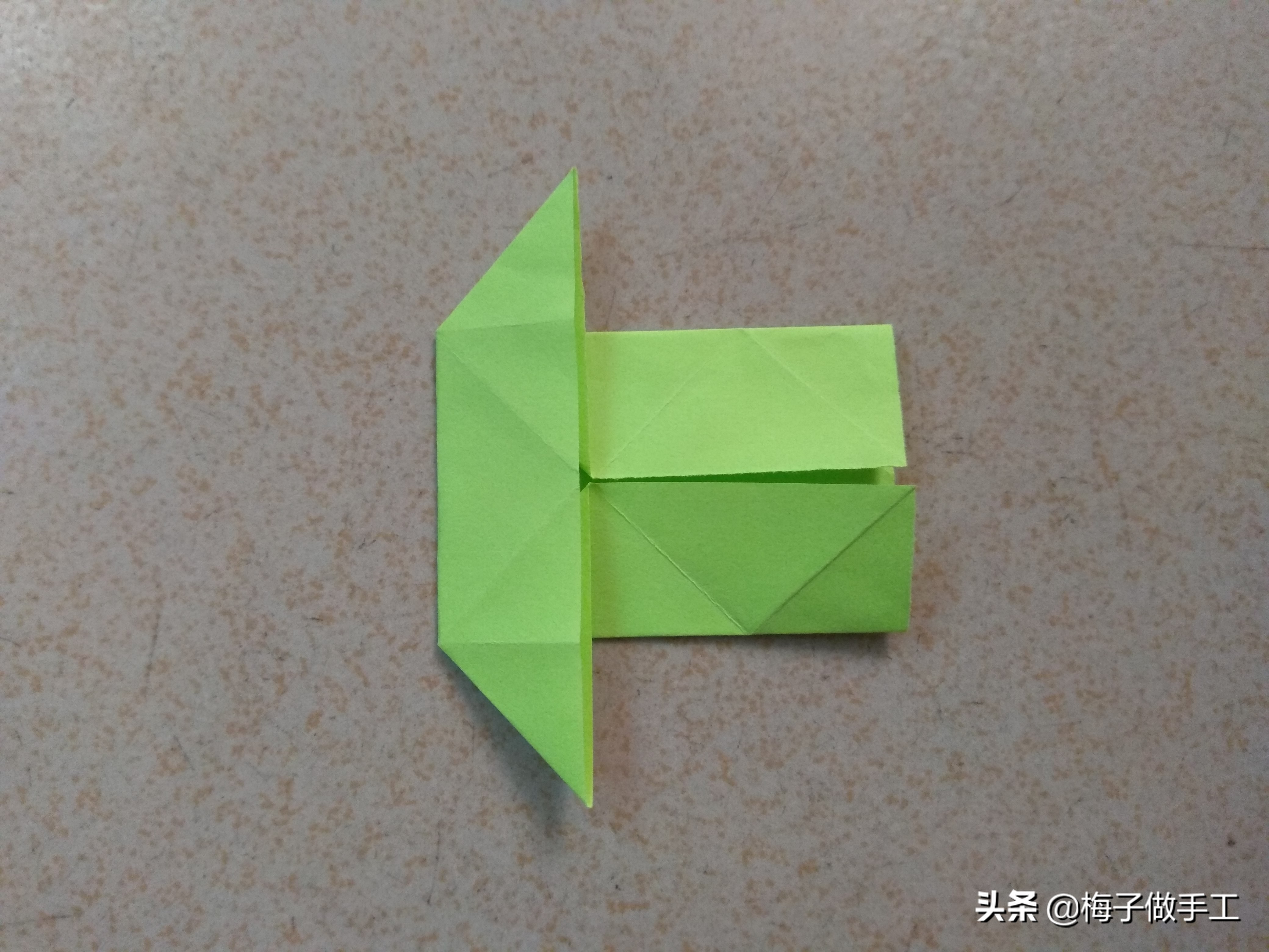 折纸简单又漂亮的过年小灯笼,简单折纸灯笼中秋节两三步完成