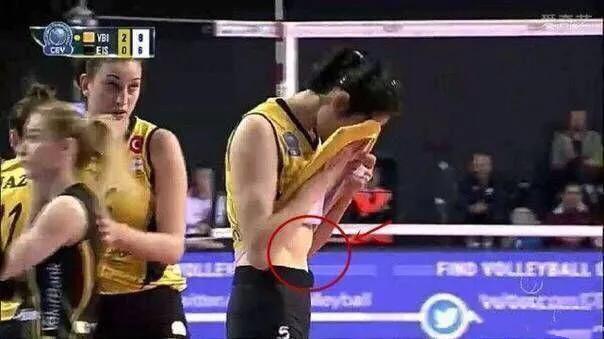 朱婷腹肌秒杀国足视频,朱婷秀腹肌争议