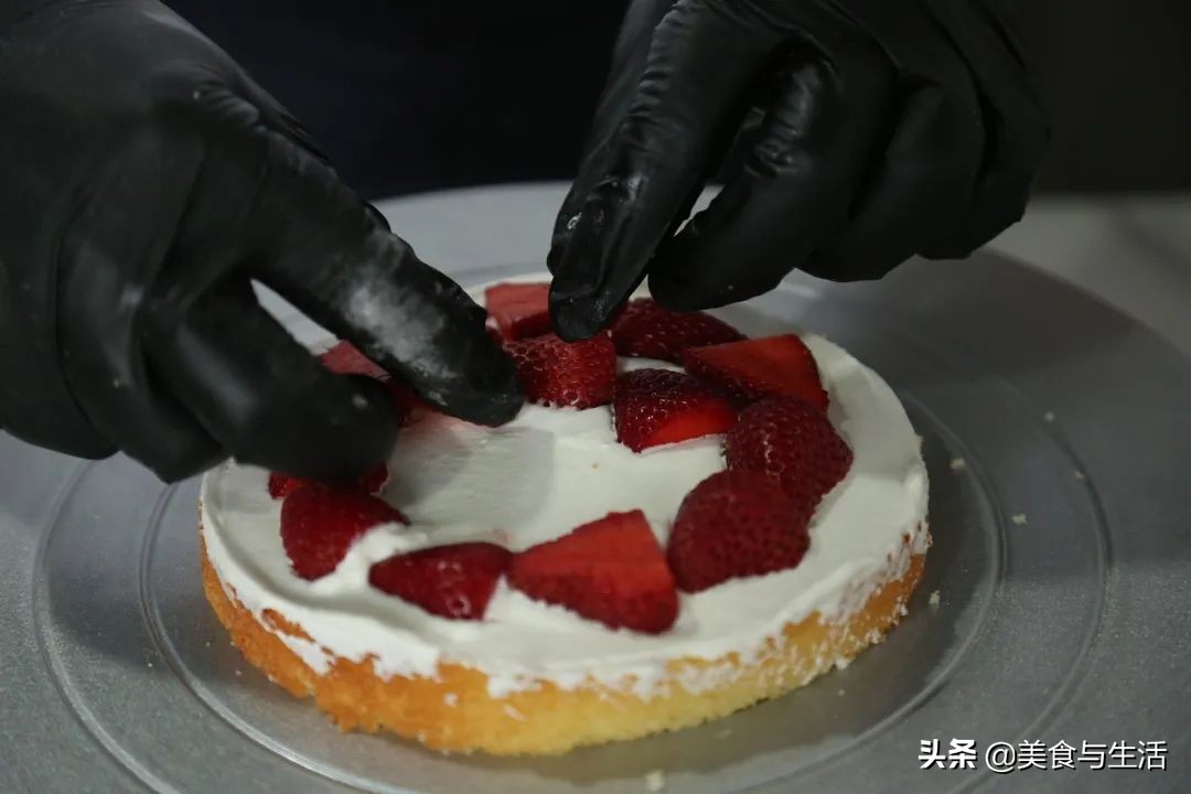 韩国草莓蛋糕,简易草莓蛋糕零基础