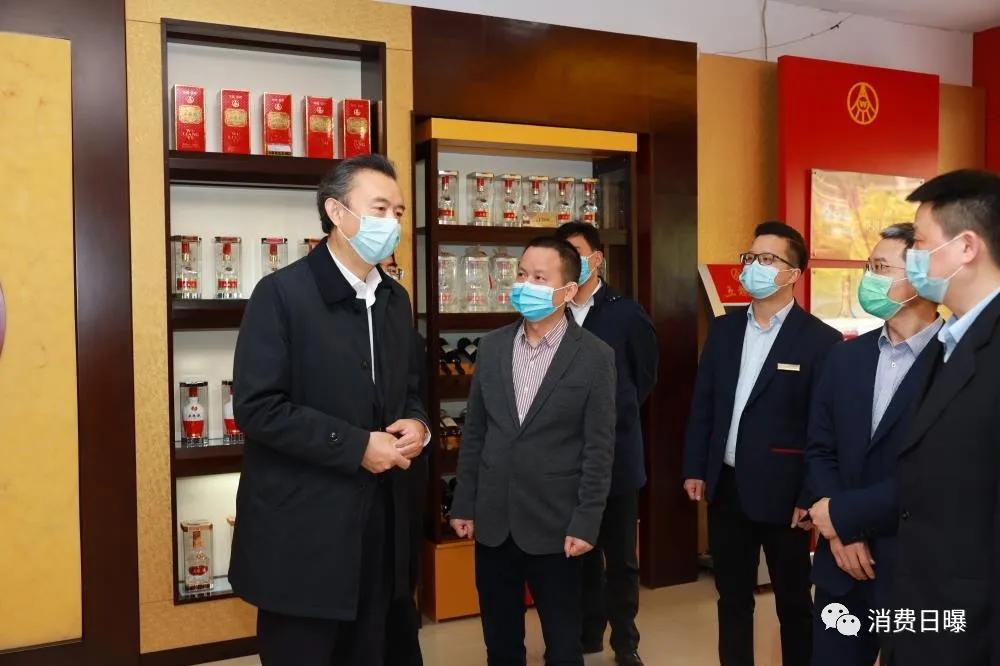 五粮液集团有限公司李曙光,李曙光与五粮液合作