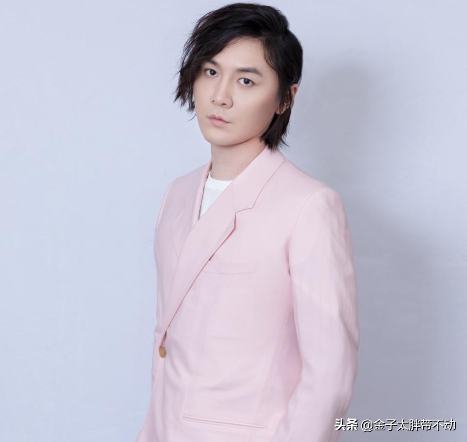 因限流问题，斗鱼在应用商店评分降为一星，张大仙粉丝实力太强