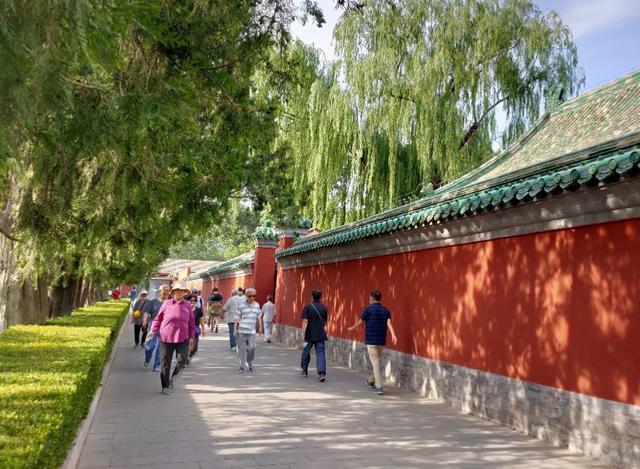 北京的坛庙文化——皇地祗神的祭坛和史铁生《我与地坛》