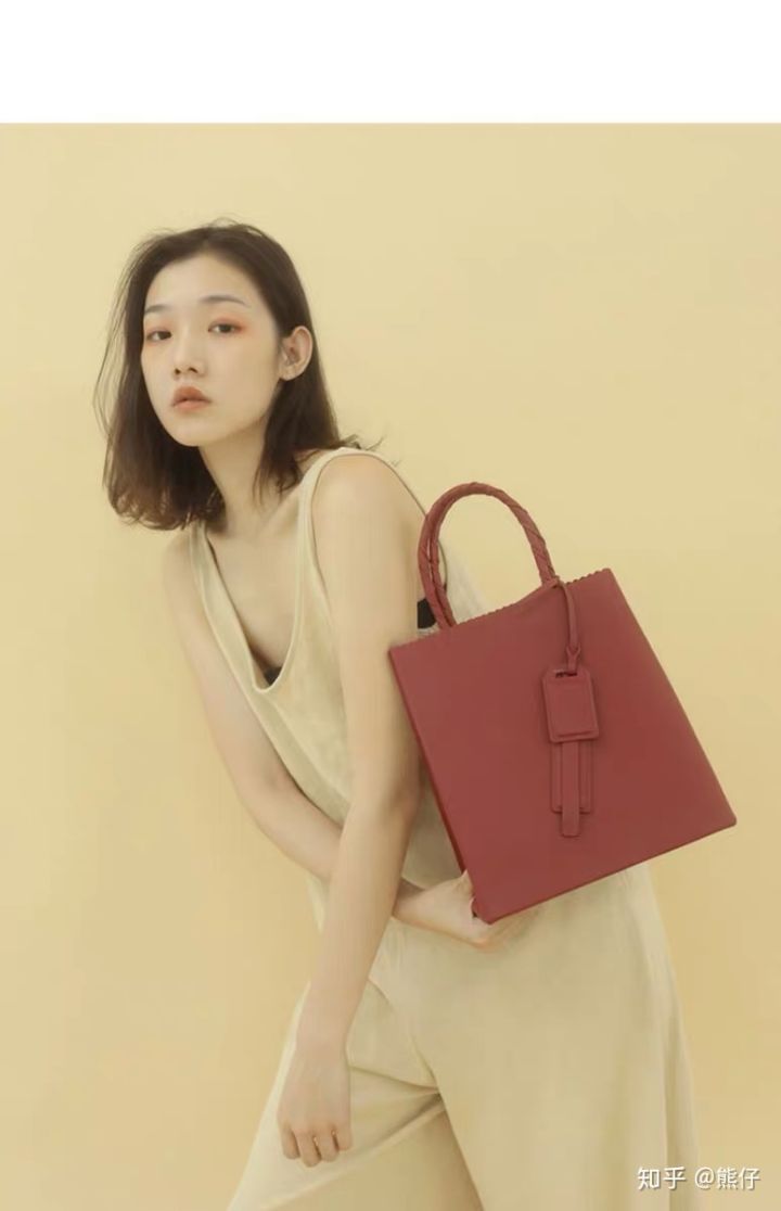 千元包包推荐轻奢20岁,千元小众包包推荐百搭平价