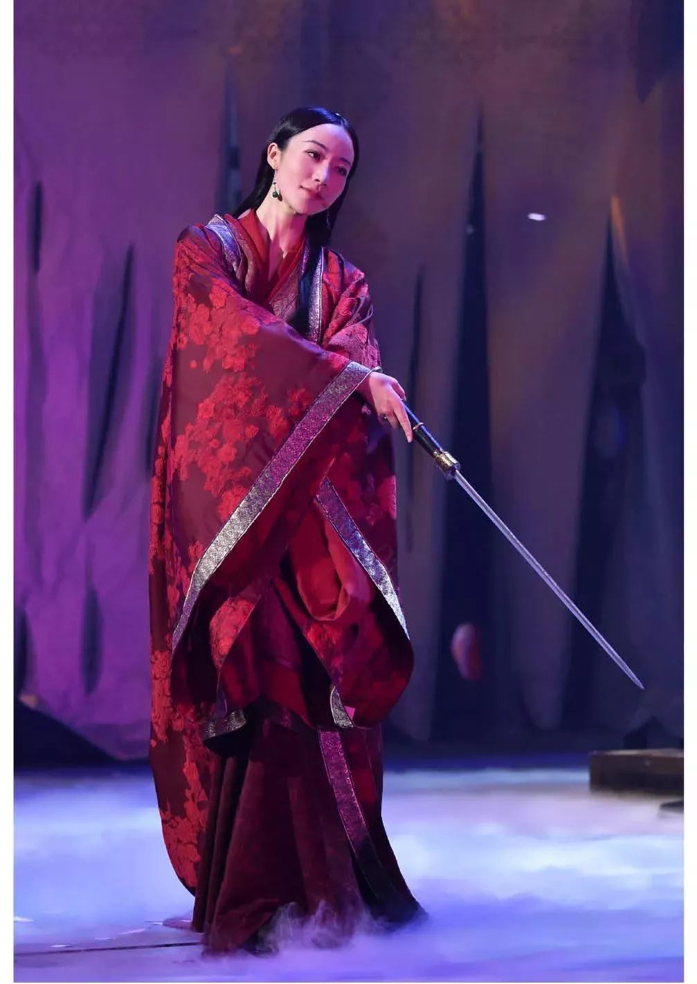 《声临其境》韩雪搭档张含韵“炸”场，沉寂10年她竟练出这种神音