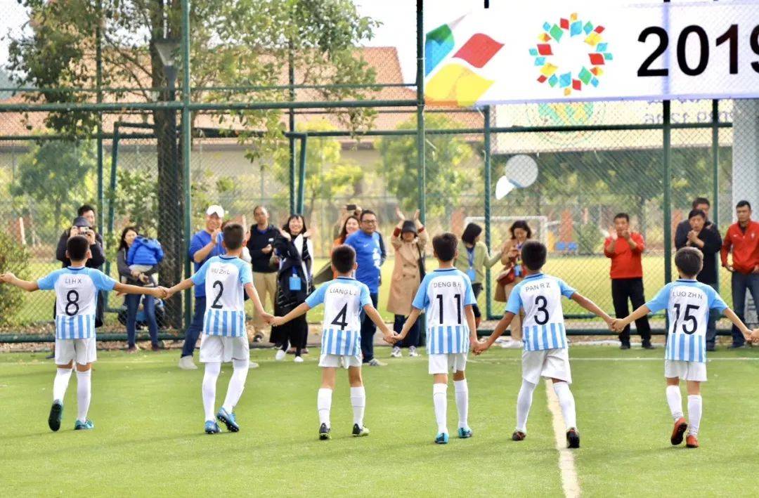 富力足校联盟杯u10富力vs鲁能,恒大足校晋级半决赛