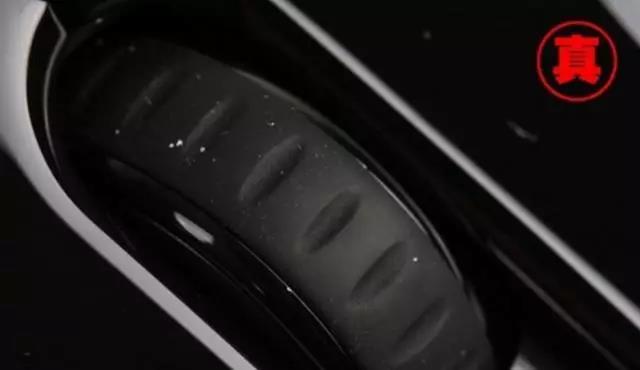 怎么看雷蛇鼠标是正品还是假的,假鼠标和真鼠标的区别雷蛇