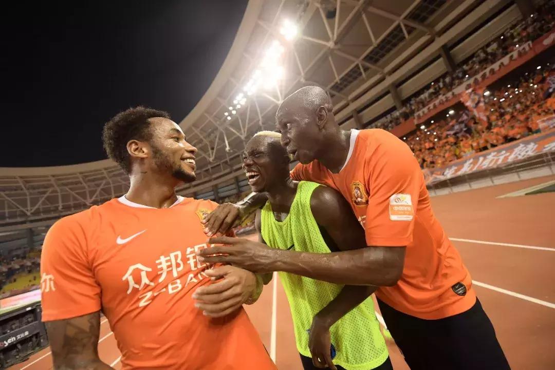 武汉卓尔2-1击败天津天海,武汉卓尔和山东鲁能交手战绩