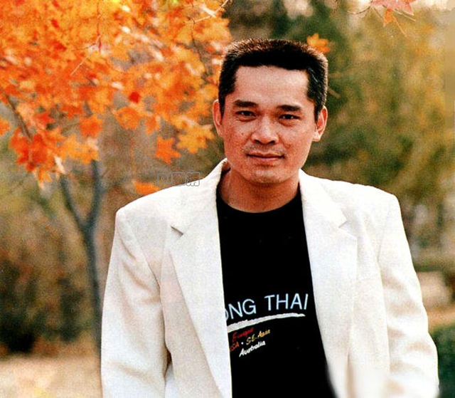 罕见老照片80年代男星,80岁老戏骨全部照片