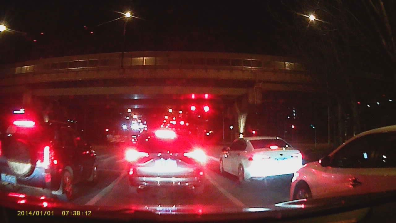 如何选购一款好的行车记录仪,行车记录仪选购攻略