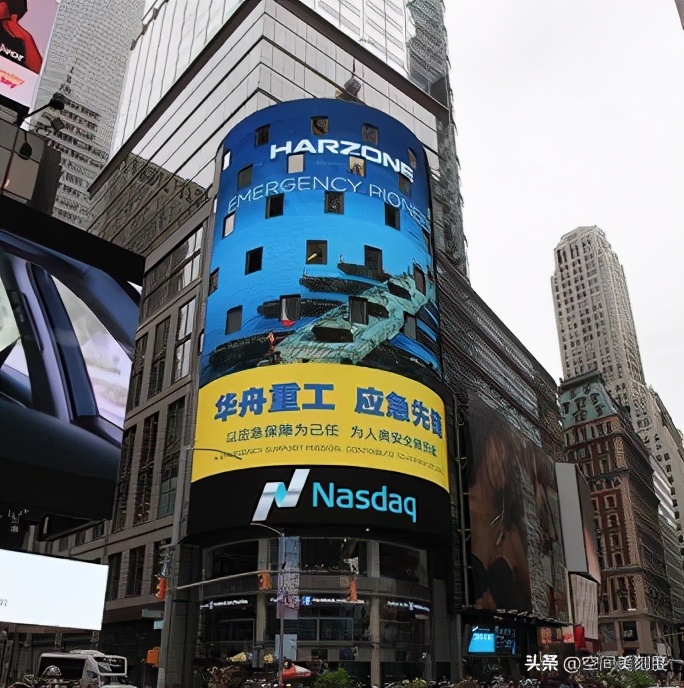 为何企业喜欢扎堆到美国时代广场打中文广告？还有微商和流量明星