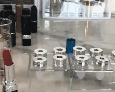 手艺人靠修复化妆品赚钱,修复化妆品月入20万