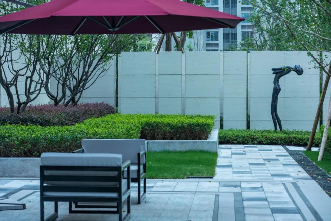 万科金开悦府,万科金开悦府高压线