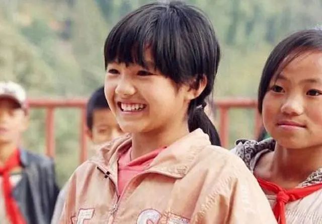 变形计韩安冉什么时候开始整容,李宏毅和韩安冉是同一期变形计吗