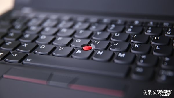 thinkpadx1carbon2019拆机,thinkpadx1carbon2021款发布会