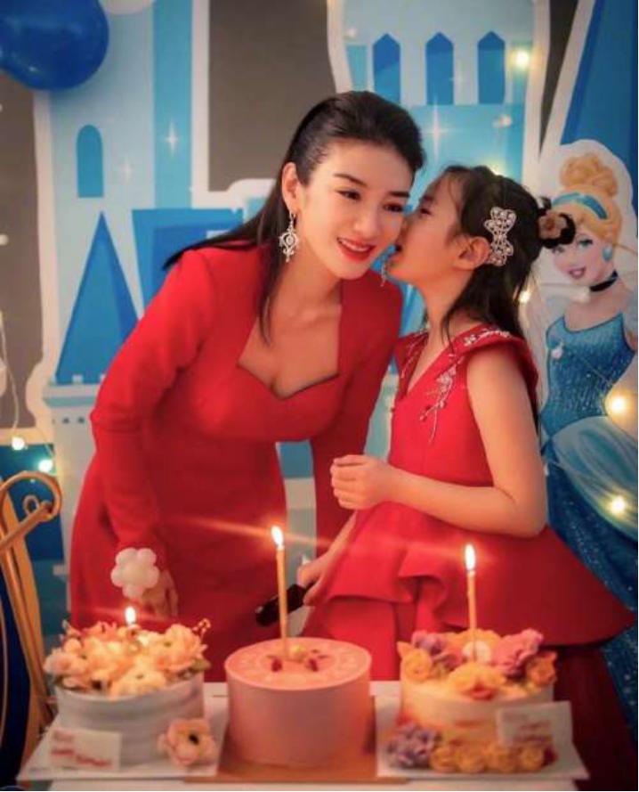 黄奕低谷期,黄奕低谷