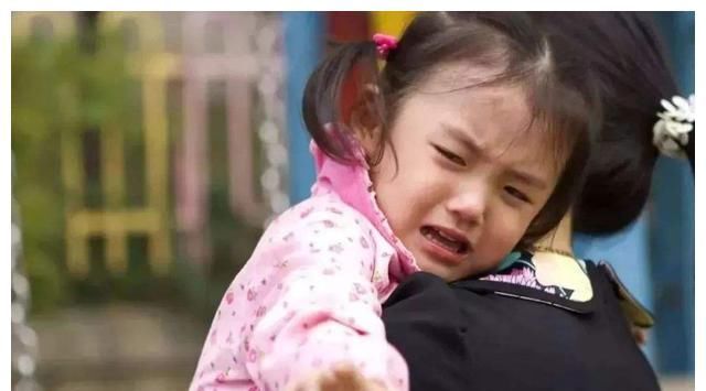 四岁女宝宝小便喊疼,3岁女宝宝一直喊屁疼怎么缓解