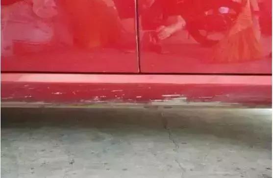 撕车贴不伤车的方法,汽车车贴最好的清除办法