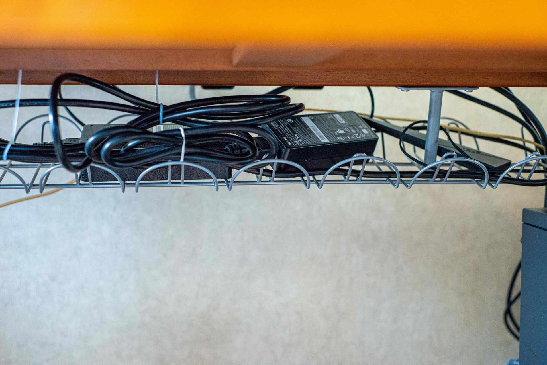 电脑显示器双屏上下支架推荐,显示器桌面挂式两用支架