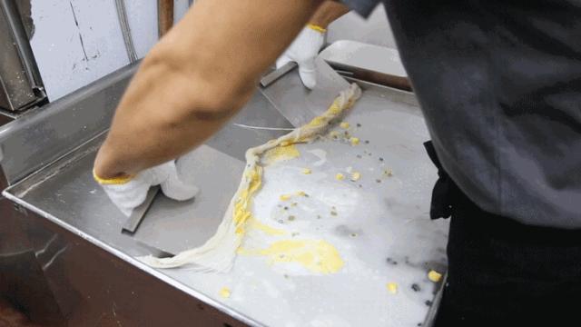 广东肠粉商用米浆酱汁做法教学,广东肠粉米浆和酱汁全套操作配方