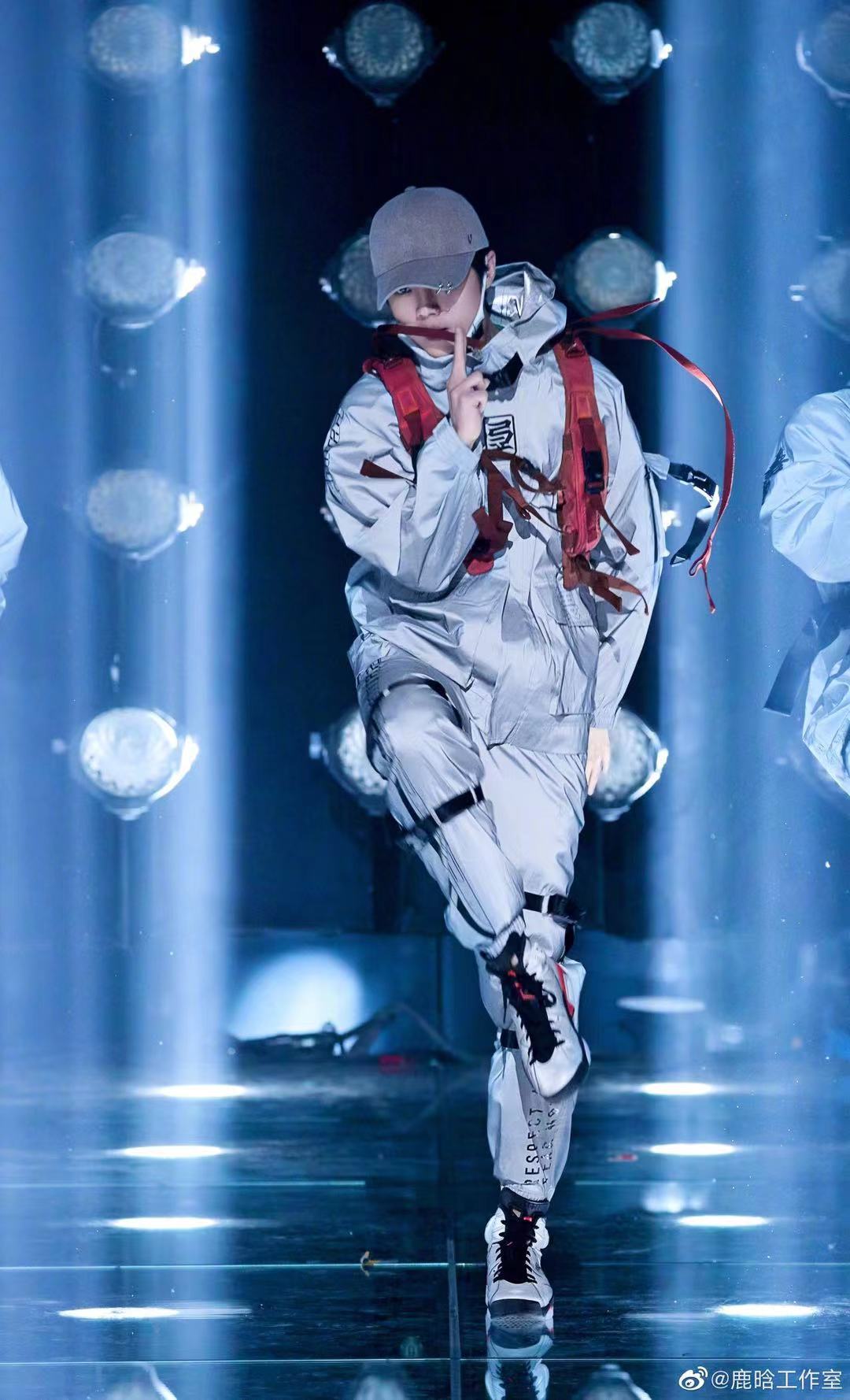 北京爷们鹿晗,鹿晗很爷们