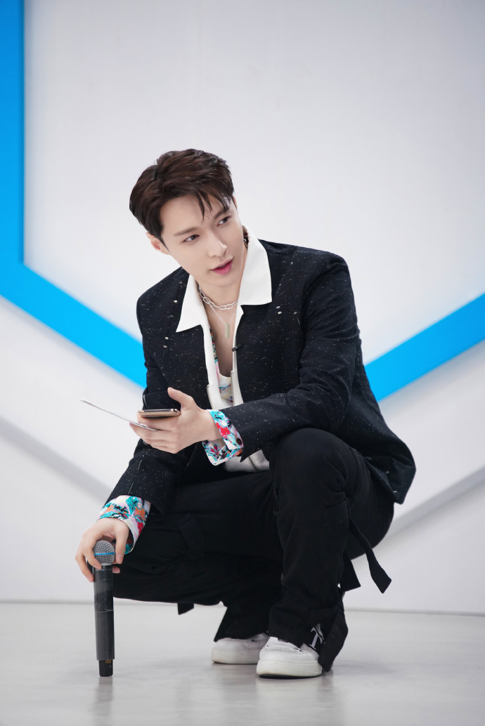 张艺兴金曲青春彩排现场燃,金曲青春张艺兴首次登场