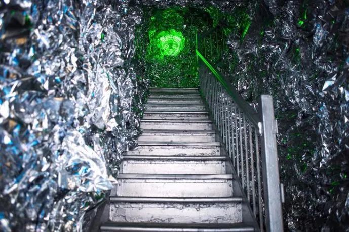 *戏调**Supreme的贱贱白猫RIPNDIP