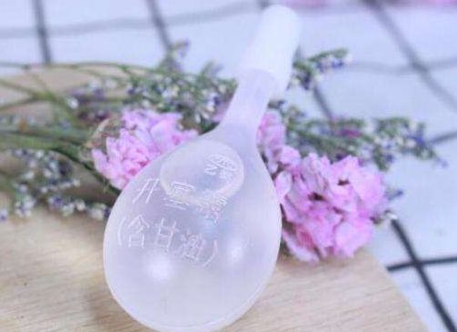 猫咪拉屎一点点一天拉好几次