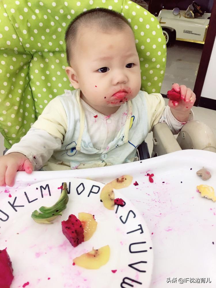6个月宝宝除了辅食能吃水果吗,6个月宝宝除了米粉还可以喂啥啊