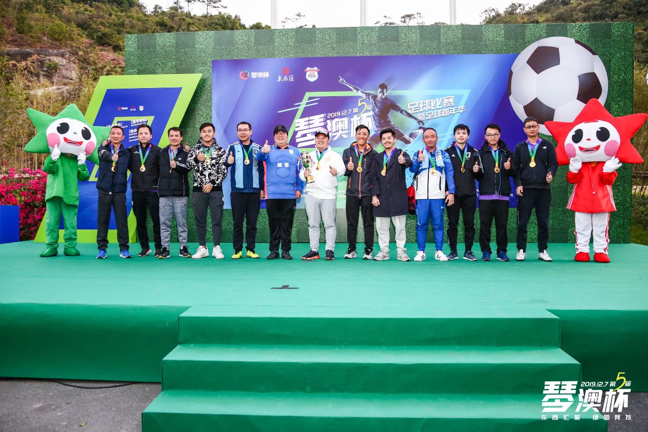 深化交流互动共促发展,深化交流促发展