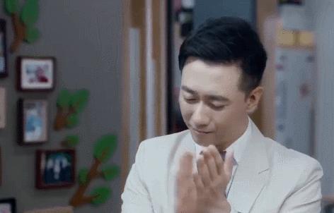 职场剧虽下线，但她们的衣柜我收藏了