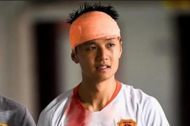 足球明星中国帅哥,中国足球明星帅哥有哪些