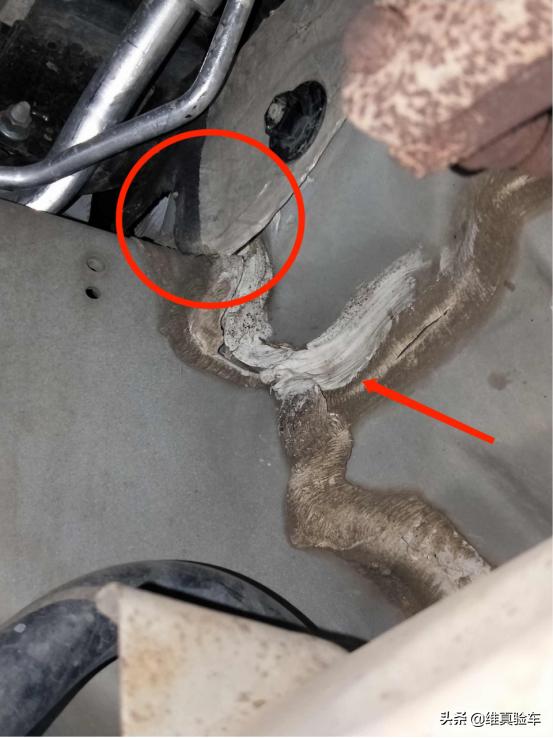 把车借给朋友结果看到了自己的车,把车借给朋友后还回来