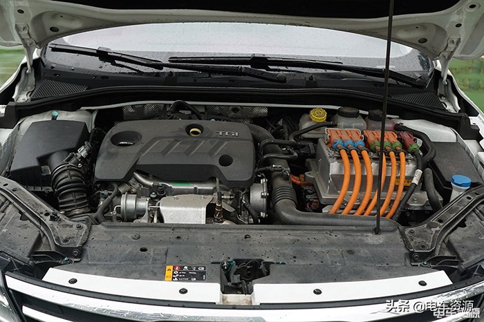 插电式混动车开了5年感受,插电式混动和纯油3年后区别