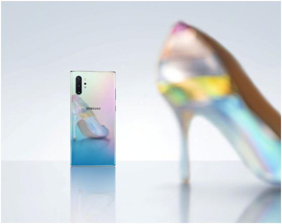 售价飙升五位数也一鞋难求，这才是三星JimmyChoo高定本色出演